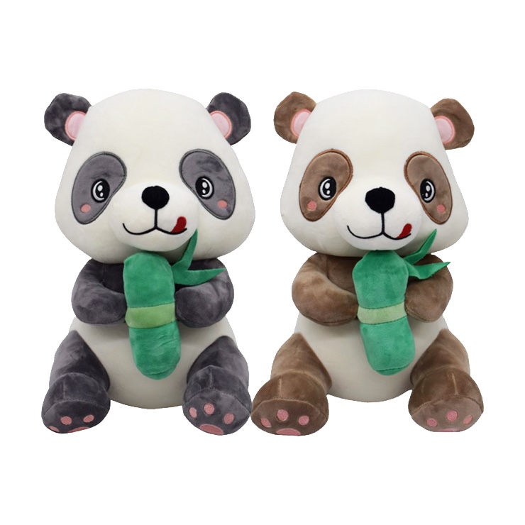 Panda s bambusom